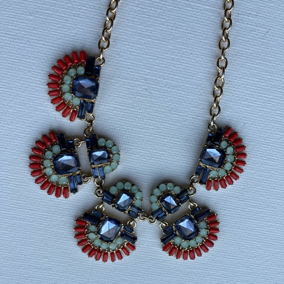 Gem and stone bib statement necklace - Picture 3 of 3